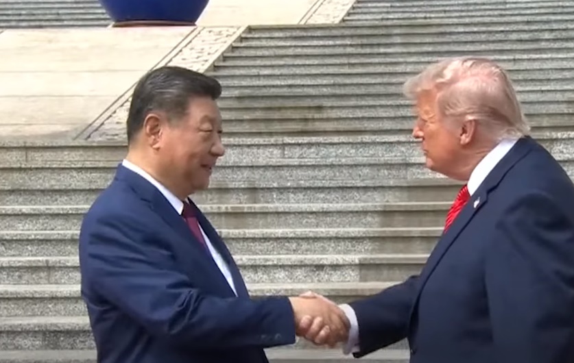 Donald Trump Temui Xi Jinping, Klaim Hubungan AS dan China Akur