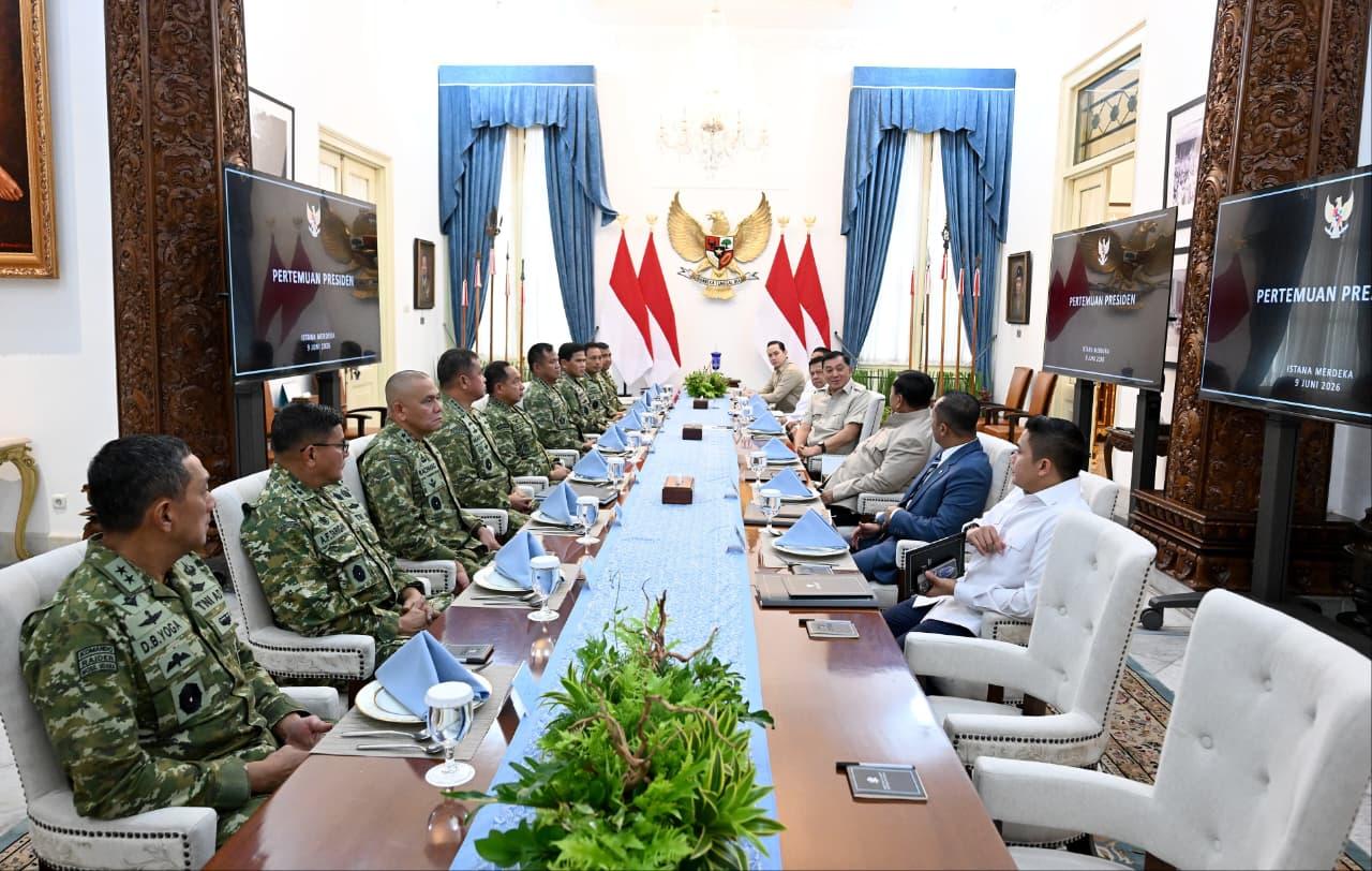 Prabowo Terima Panglima TNI dan Kepala Staf, Apa yang Dibahas?