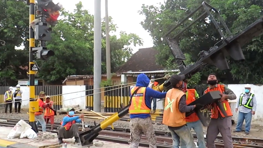 Integrasi Sistem Persinyalan Kereta Api Perlu Segera Dibenahi