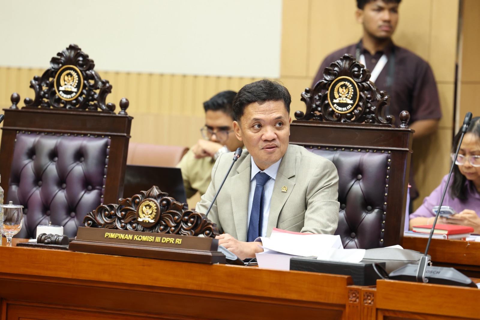 Komisi III DPR Setujui 14 Nama Calon Hakim Agung dan Hakim Ad Hoc di MA