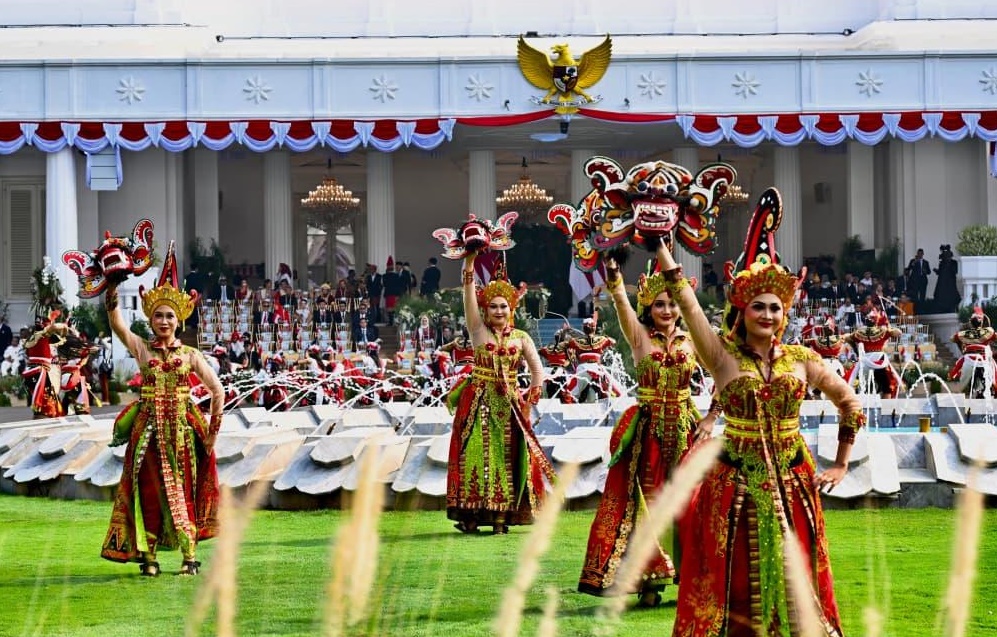 Semarak Cinta Tanah Air dan Keberagaman Warnai Pertunjukan Kesenian HUT ke-81 Kemerdekaan RI