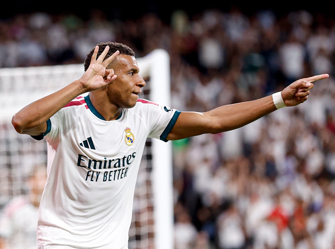 Real Madrid ke Puncak Klasemen, Gilas Sociedad 4-1