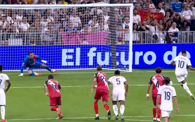 Emil Audero Langsung Dihajar Mbappe, Real Madrid Bekuk Rayo 4-1