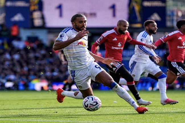 Manchester United Gagal Menang di Markas Leeds United